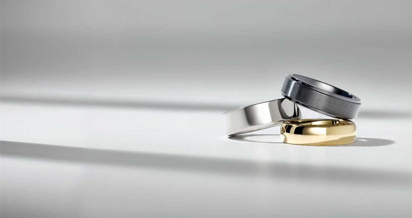 Stack of men's bands