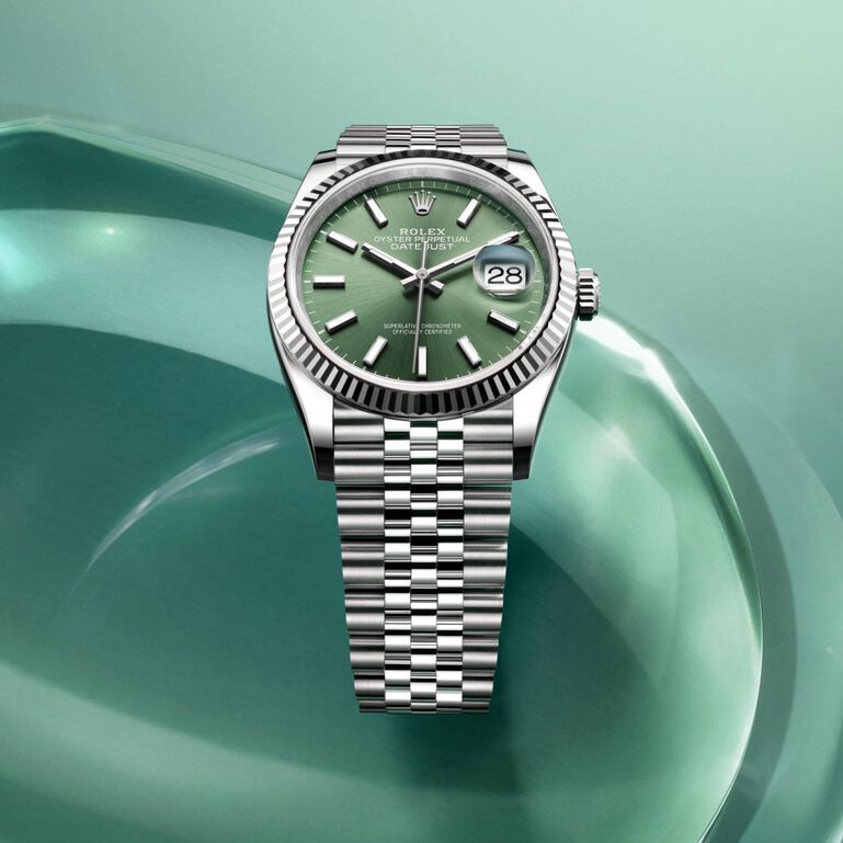 Discover the Rolex Oyster Perpetual Datejust