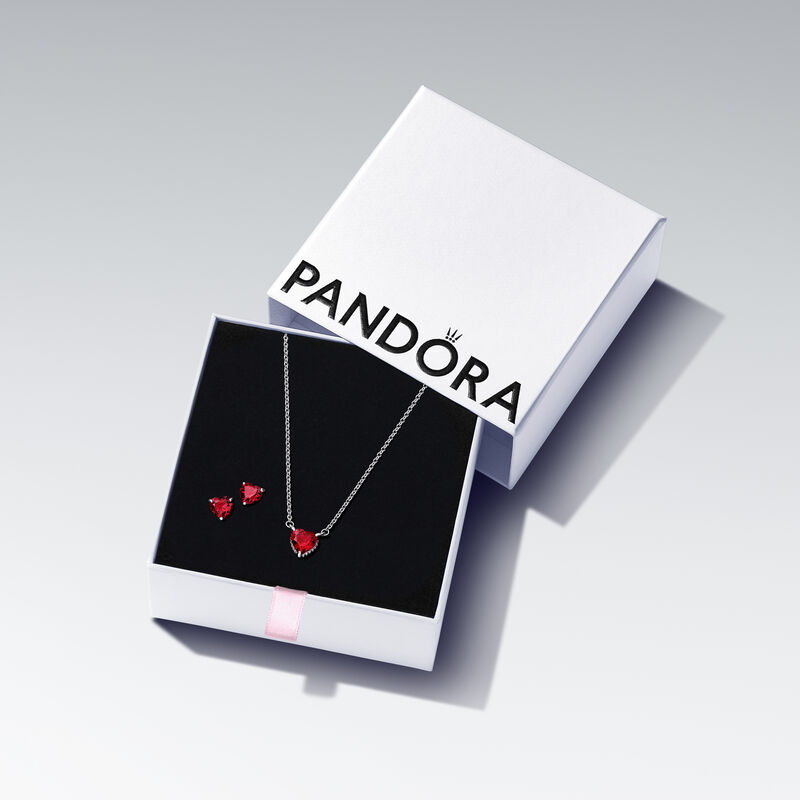 Pandora Sparkling Red Heart Jewelry Gift Set image number 1