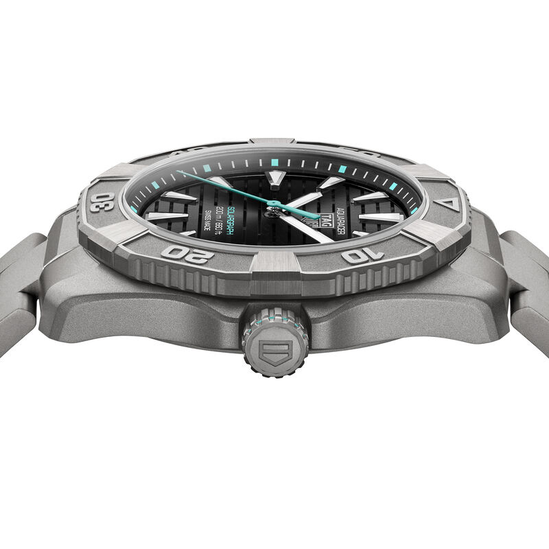 TAG Heuer Aquaracer Professional 200 Solargraph Black Dial Watch, 40mm image number 1
