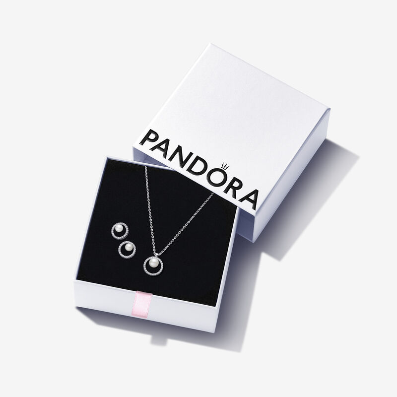 Pandora Treated Freshwater Cultured Pearl & Pavé Jewelry Gift Set image number 0