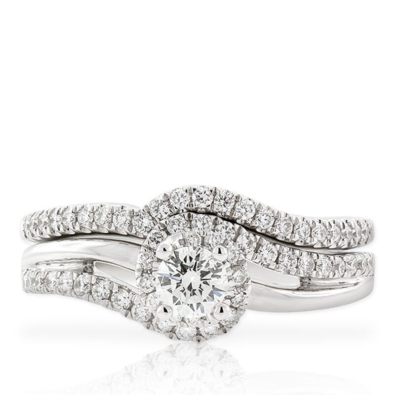 Ikuma Canadian Diamond Bridal Set 14K image number 5