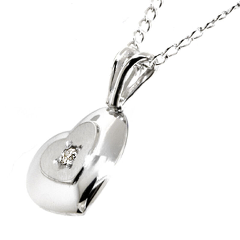 Baby Pendant in Sterling Silver image number 3
