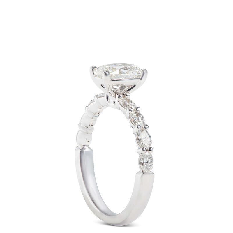 Oval Diamond Buttercup Ring 14K image number 1