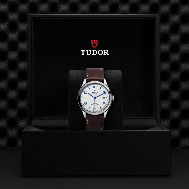 TUDOR 1926 Opaline Dial Watch, 39mm image number 4