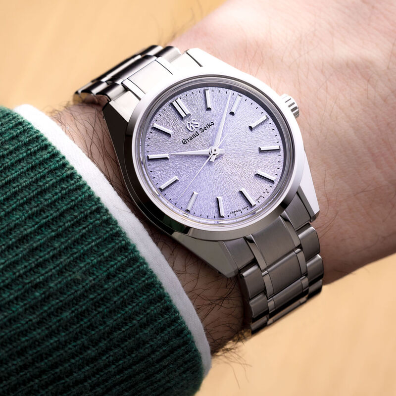 Grand Seiko Heritage Collection Manual SBGW323 image number 3