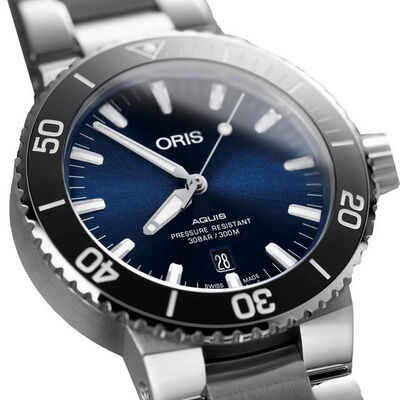 Oris Aquis Date Watch Blue Dial Steel Bracelet, 43.5mm