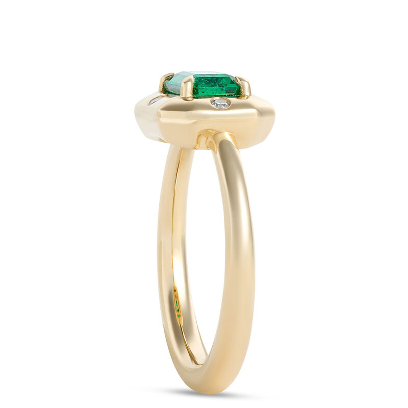 Emerald and Diamond Ring, 18K Yellow Gold Size 7 image number 1