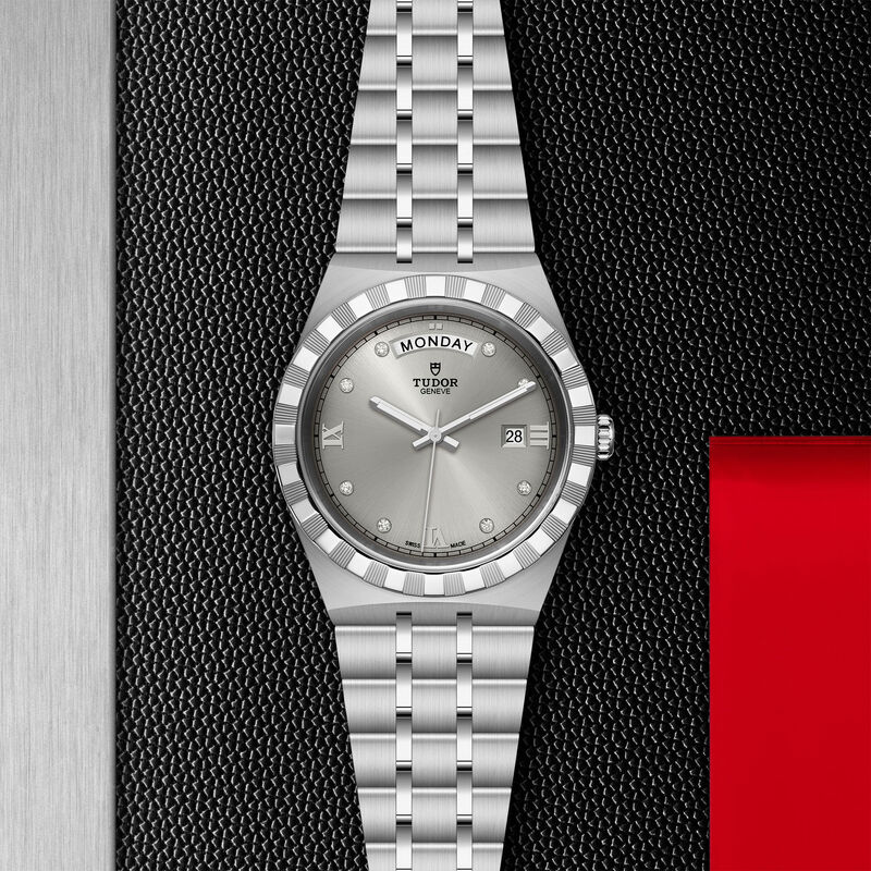 TUDOR Royal Watch Silver Diamond Dial, 41mm image number 2