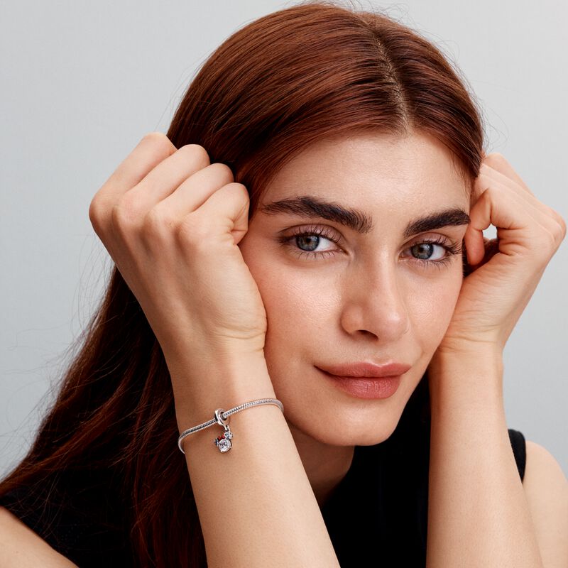 Pandora Disney Minnie Mouse Silhouette Dangle Charm image number 3