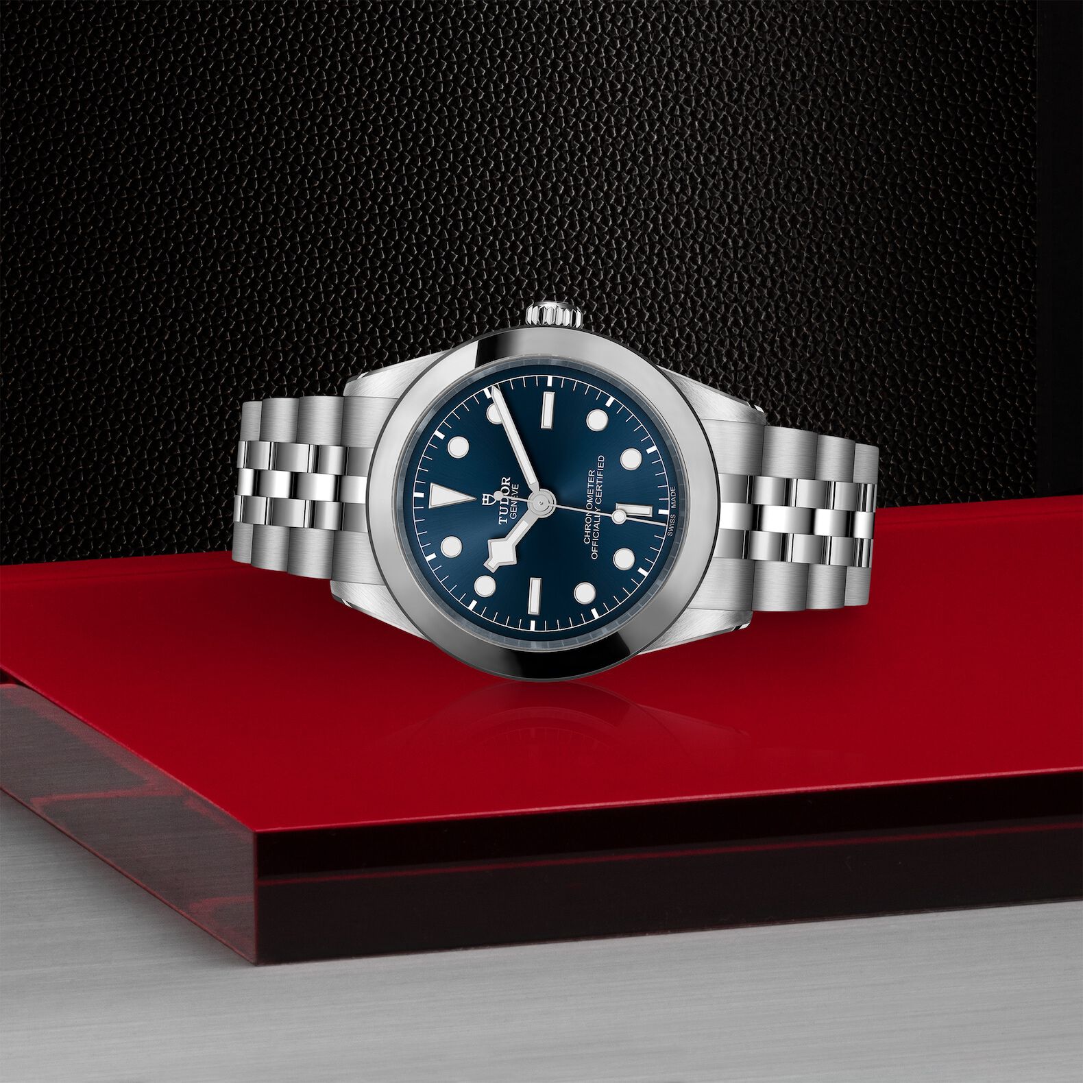 TUDOR ブラックベイワン39 TUDOR Black Bay One 39 Blue Dial Watch, 39mm