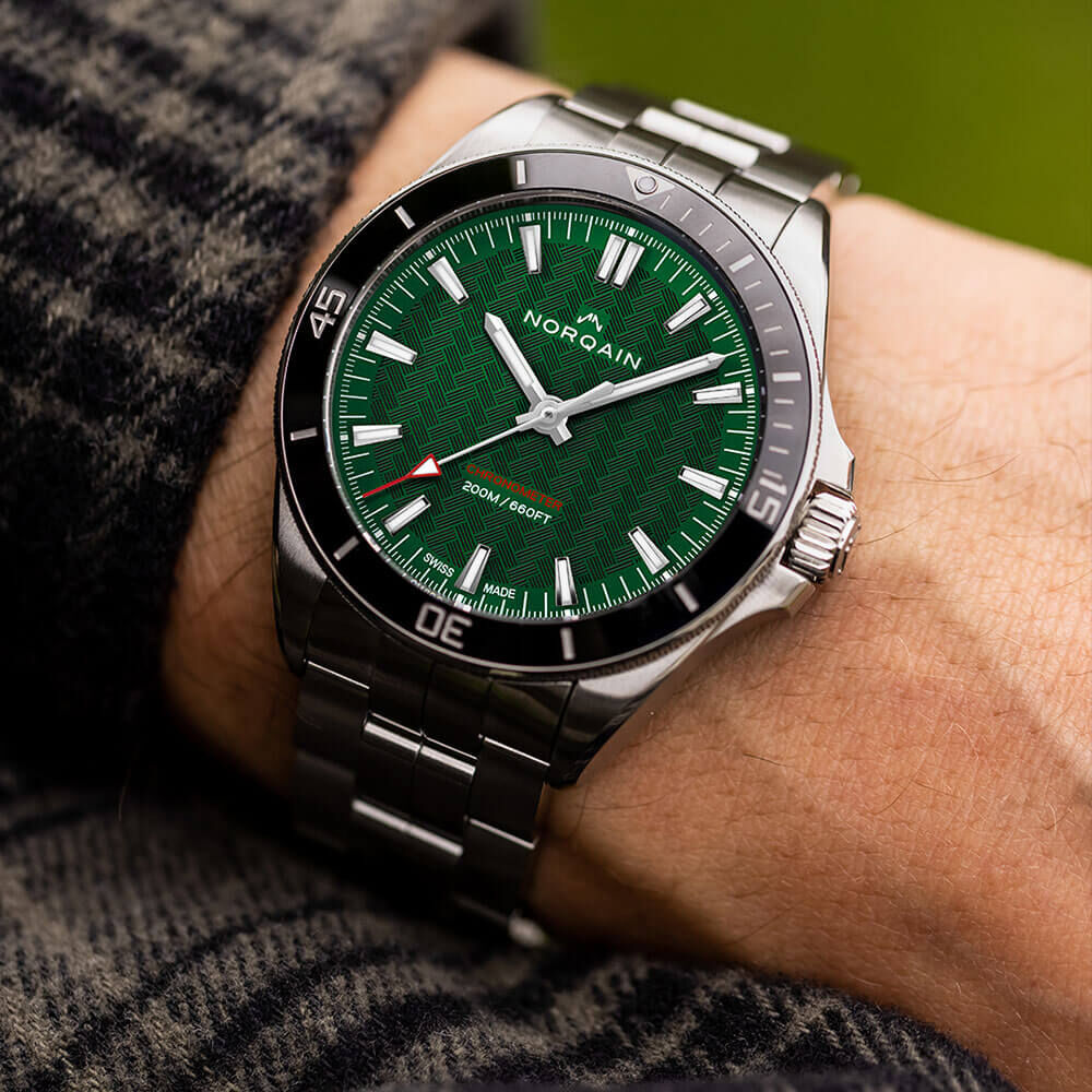 NORQAIN Adventure Neverest Green Black Steel Watch, 40mm