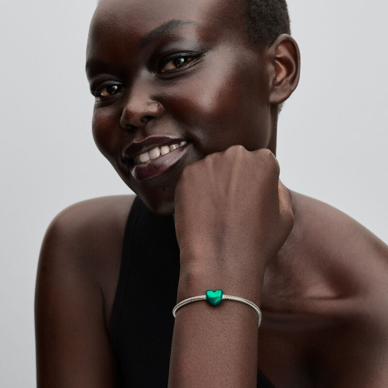 Pandora Metallic Green Heart Charm image number 3