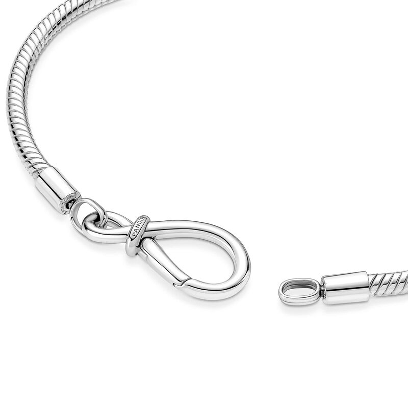 Pandora Moments Infinity Knot Snake Chain Bracelet image number 3