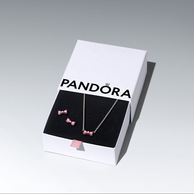 Pandora Sparkling Pink Bow Jewelry Gift Set image number 1