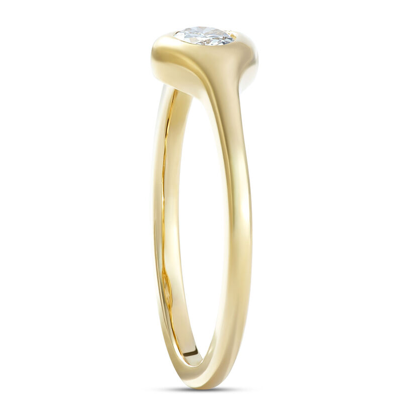 Classic Oval Diamond Ring, 1/4 Carat Weight, 14K Yellow Gold image number 1