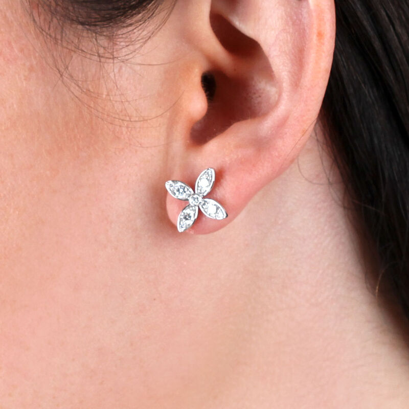 Diamond Flower Earrings 14K image number 1