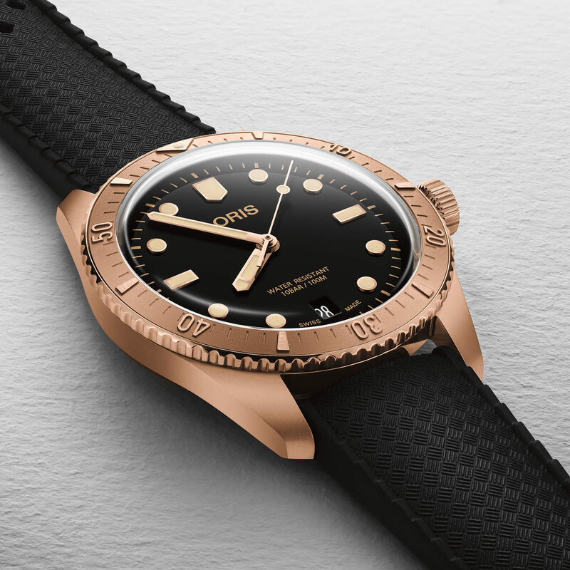 Oris Divers Sixty-Five Date Cotton Candy Sepia Watch Black Dial Black Rubber Strap, 38mm image number 1