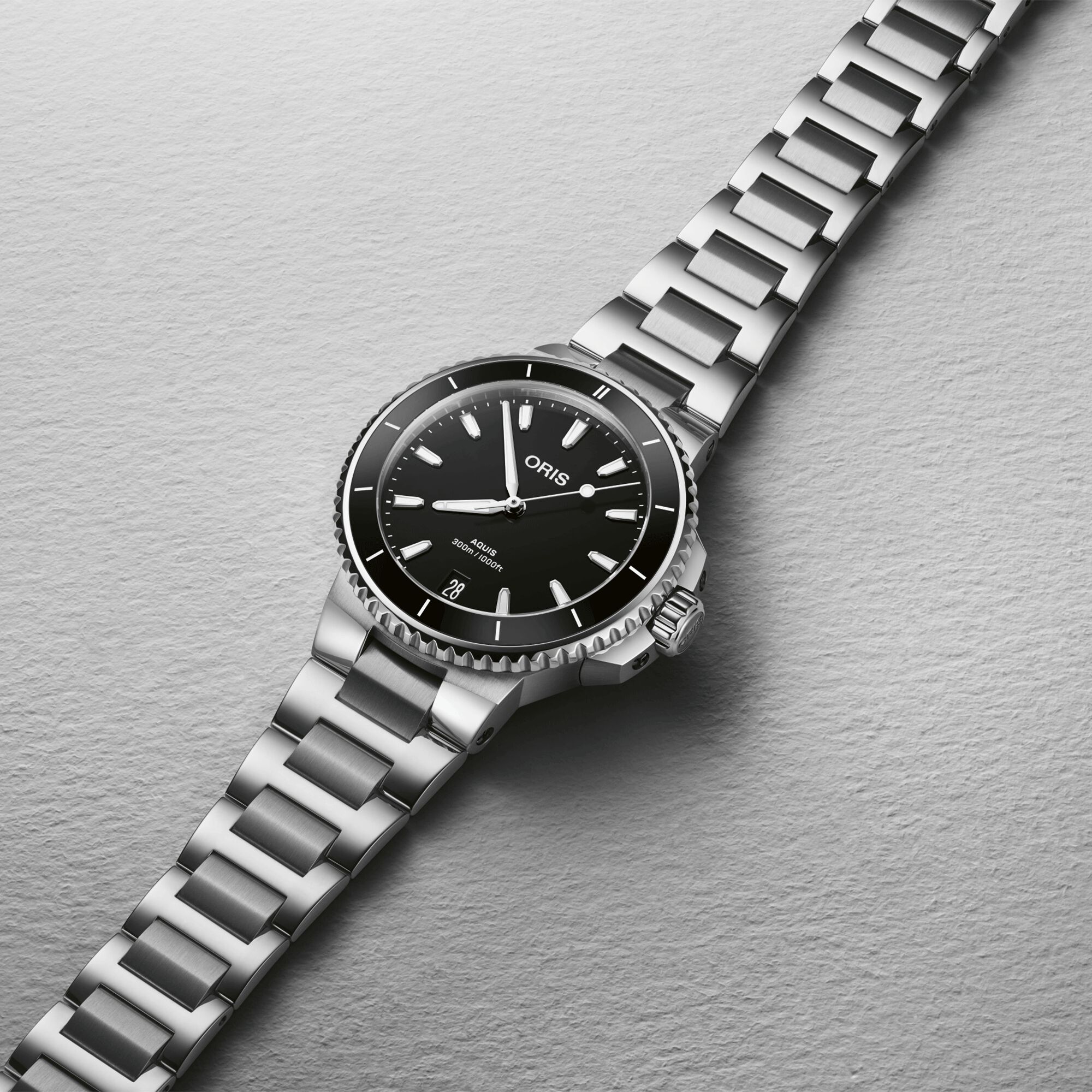 Oris Aquis Date Black Dial Watch, 36 mm