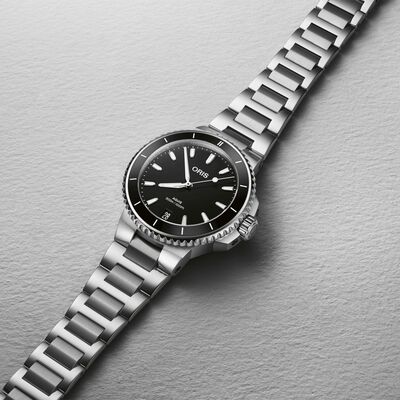 Oris Aquis Date Black Dial Watch, 36 mm