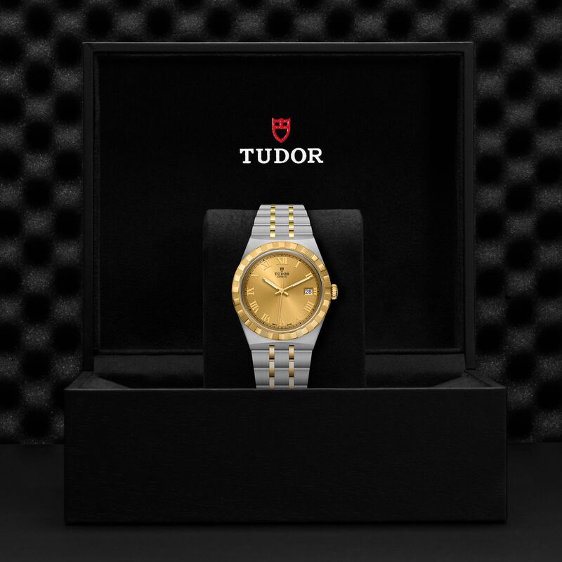 TUDOR Royal Watch Steel Case Champagne Dial Steel And Gold Bracelet, 38mm image number 4
