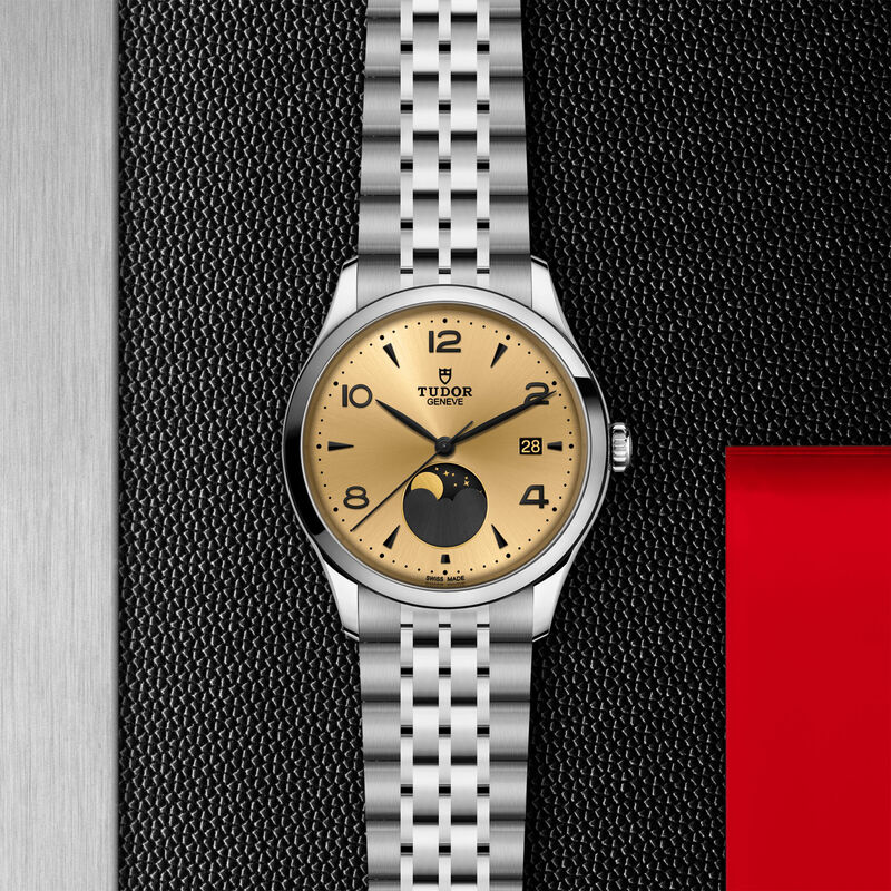 TUDOR 1926 Luna Champagne Dial Watch, 39mm image number 2