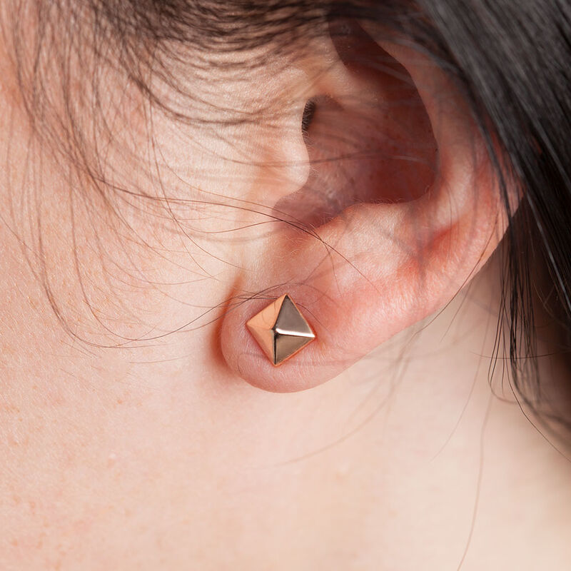 Rose Gold Pyramid Earring 14K image number 2