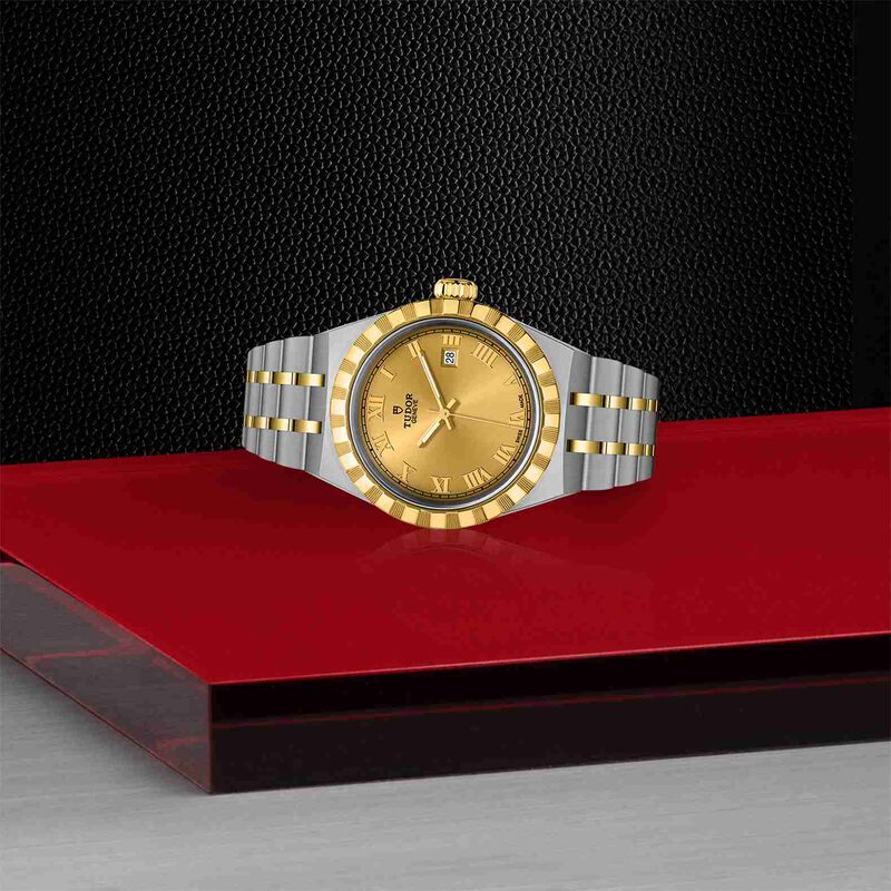 TUDOR Royal Watch Steel Case Champagne Dial Steel and Gold Bracelet, 28mm image number 3