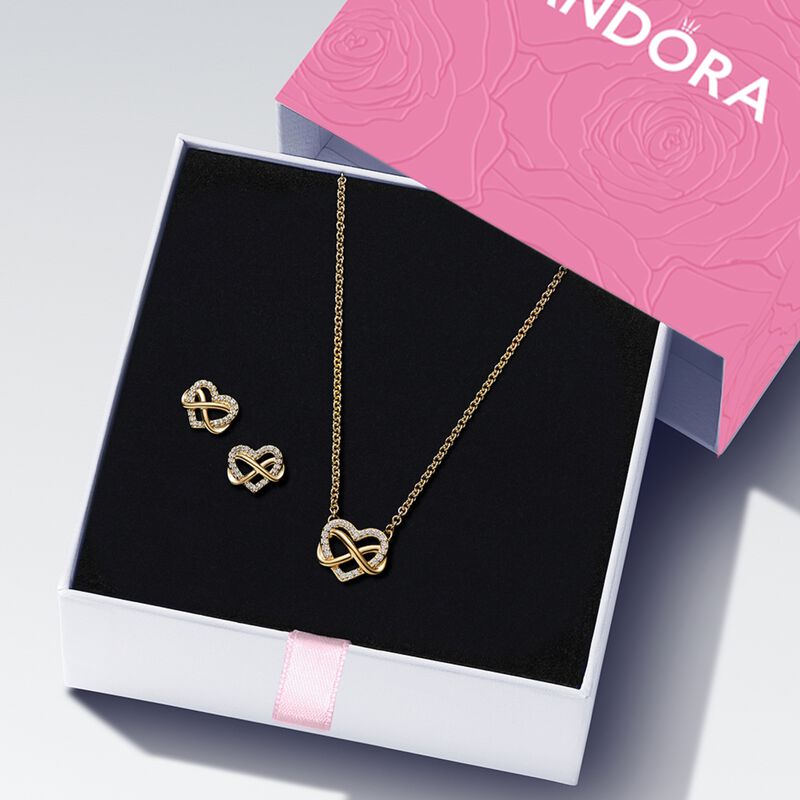 Pandora Sparkling Infinity Heart Jewellery Gift Set image number 0