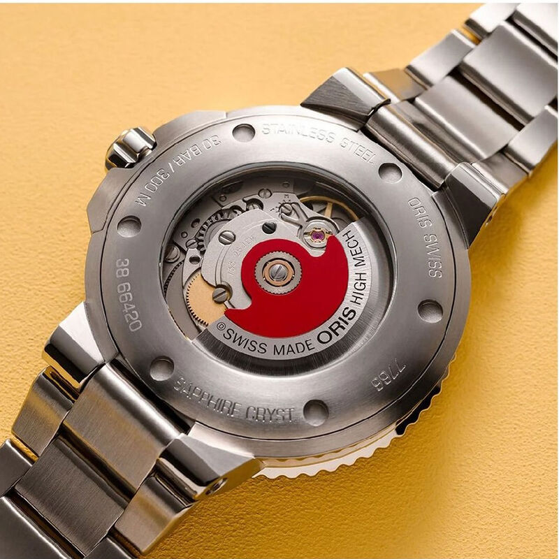 Oris Aquis Date With Blue Gradient Dial Watch, 41.50mm image number 2