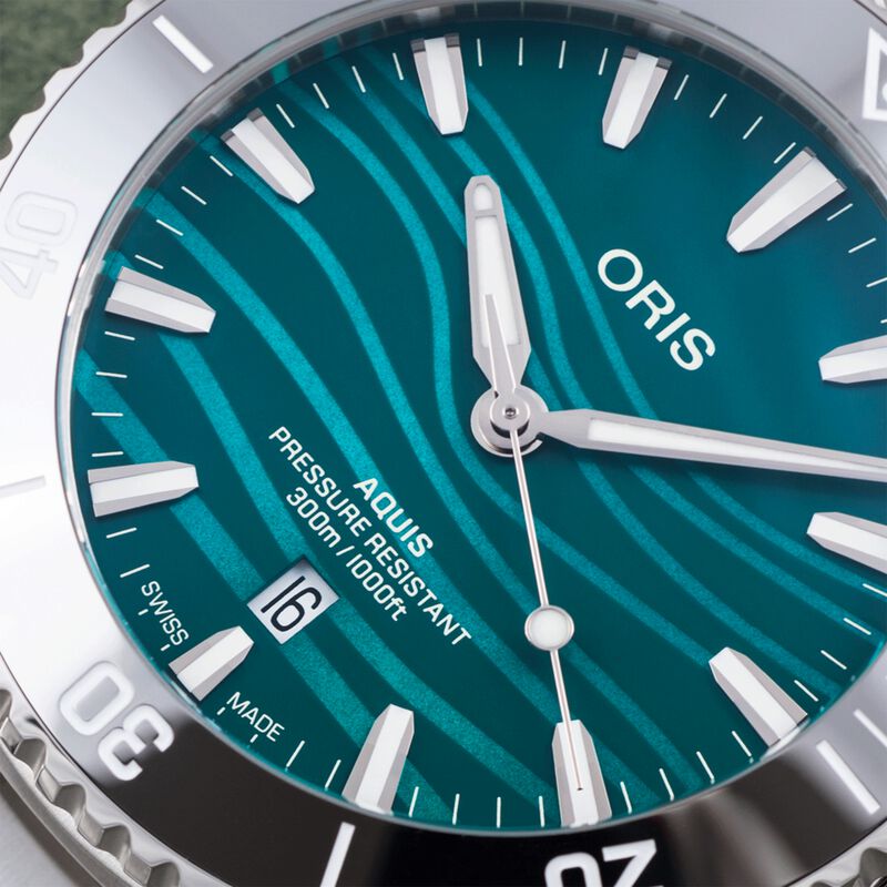 Oris Yangtze Jiangtun Limited Edition Blue-Green Dial watch, 43.5mm image number 3
