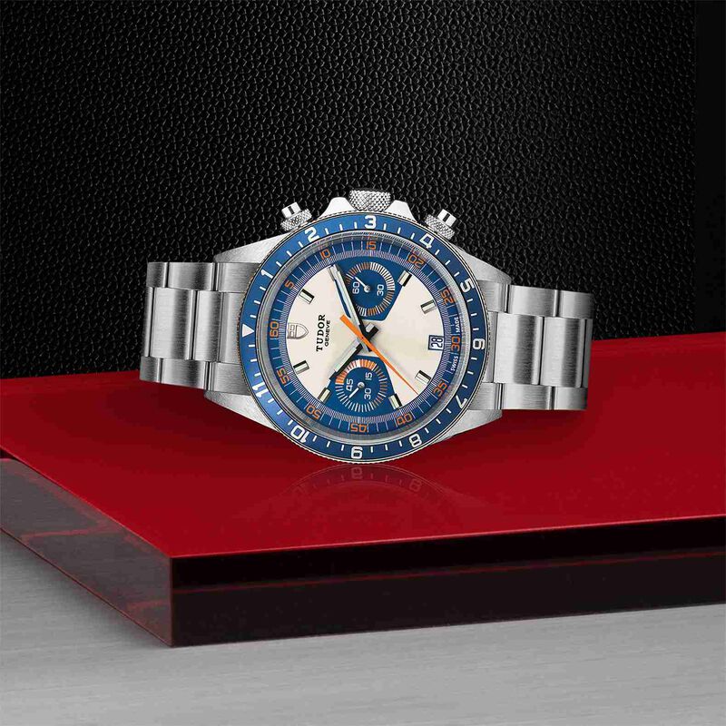 TUDOR Heritage Chrono Blue Watch Steel Case Opaline Dial, 42mm image number 3