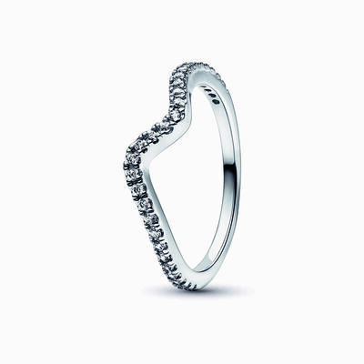 Pandora Sparkling Wave Ring