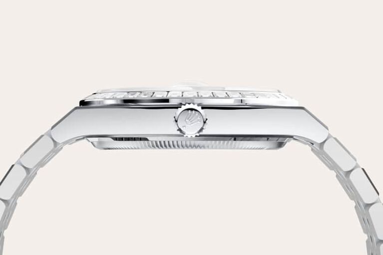 rolex land-dweller in platinum, m127286tbr-0001 - platinum - ben bridge