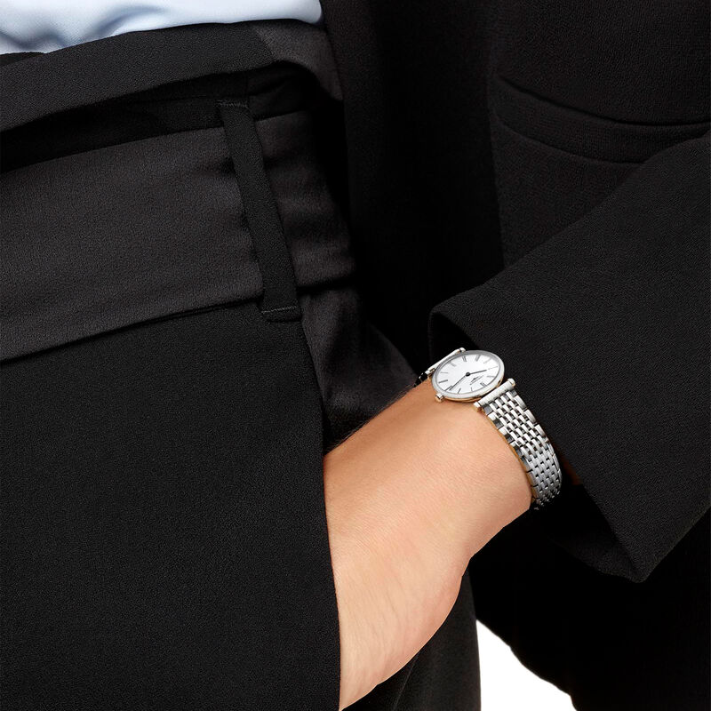 Longines Women's La Grande Classique White Dial Watch, 24mm image number 4