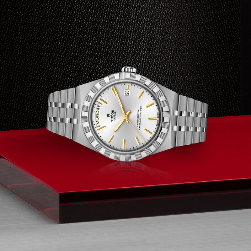 TUDOR Royal Silver Dial Watch, 40mm image number 3
