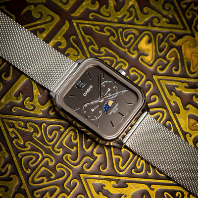 Casio Gray Dial Watch, 34mm x 44.5mm