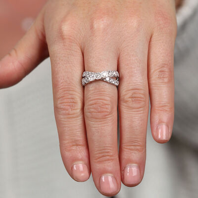 Diamond Crossover Band 14K