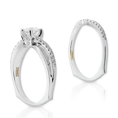 Ikuma Canadian Diamond Bridal Set 14K