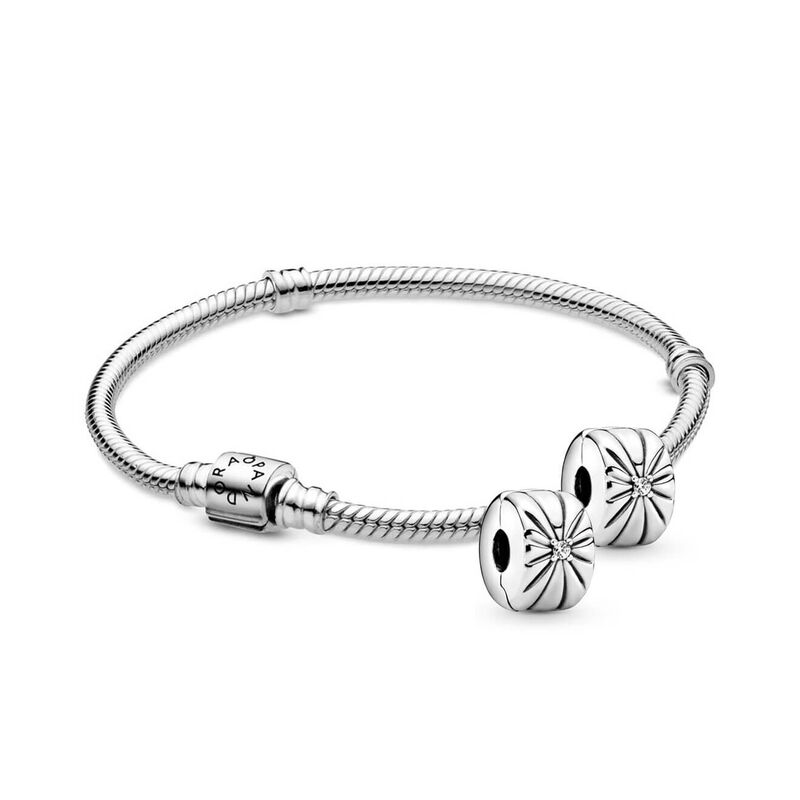 Pandora Iconic Clasp Bracelet & CZ Clips Gift Set with Free Charm image number 0