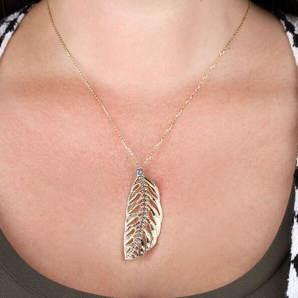 Toscano Leaf Pendant 14K