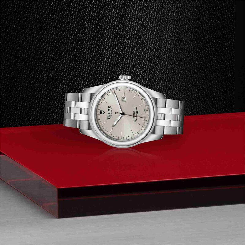 TUDOR Glamour Date Watch Silver Dial Steel Bracelet, 31mm image number 3