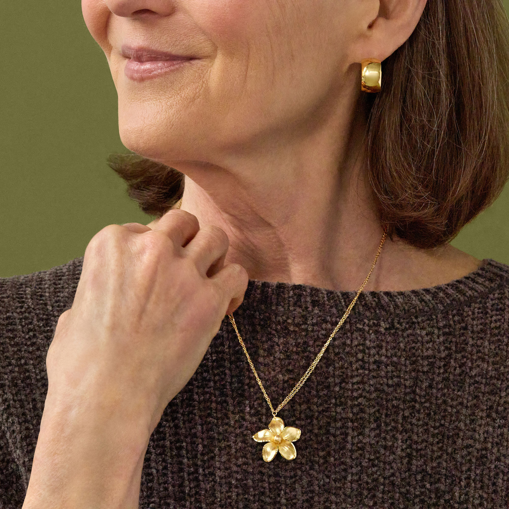 Classic Toscano Floral Pendant Necklace in 14K Yellow Gold