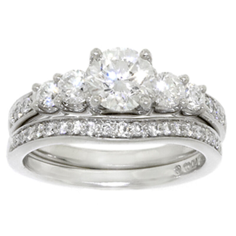 Diamond Bridal Set in Platinum image number 1