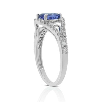 Tanzanite & Diamond Split-Shank Ring 14K