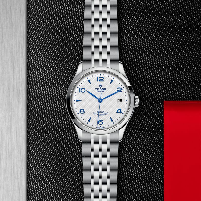 TUDOR 1926 Opaline Dial Watch, 36mm image number 2