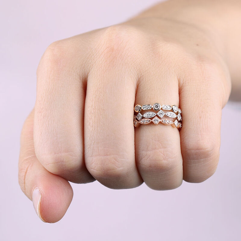 Round & Princess Cut Diamond Band 14K image number 1