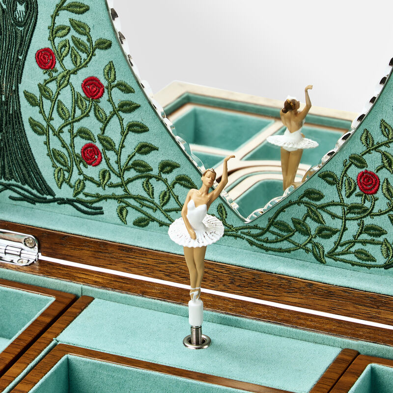WOLF Ballet Musical Jewellery Box &ndash; Sleeping Beauty Walnut Wood image number 4