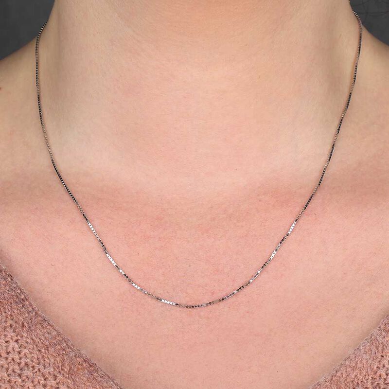 18-Inch Box Chain 14K White Gold image number 1