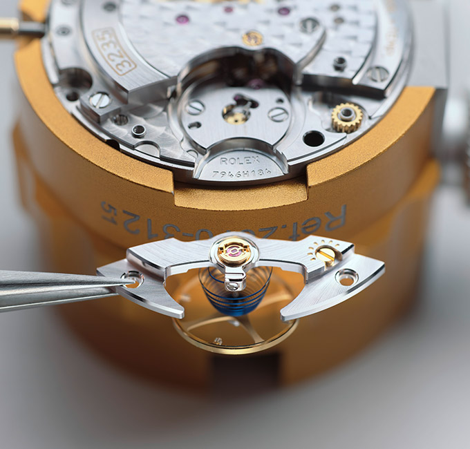 Assembly and Lubrication of the Movement